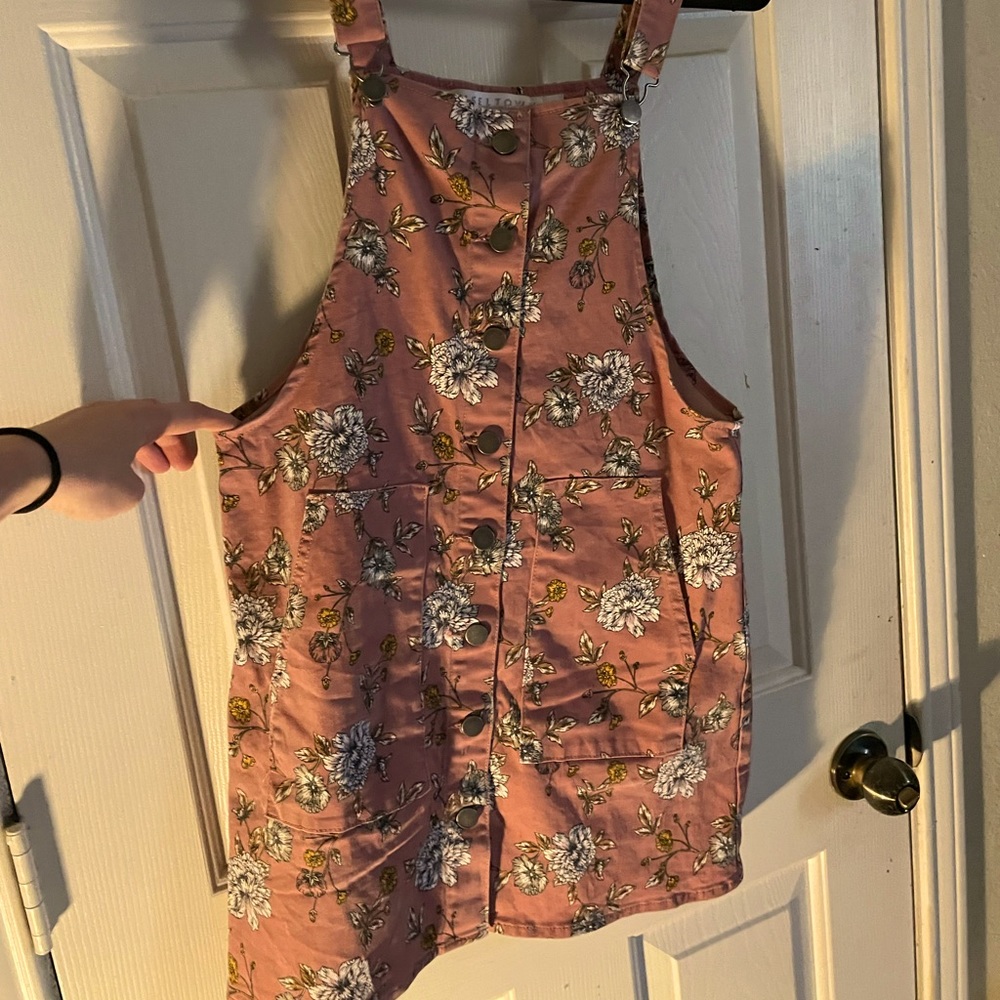 Adorable overall dress.
